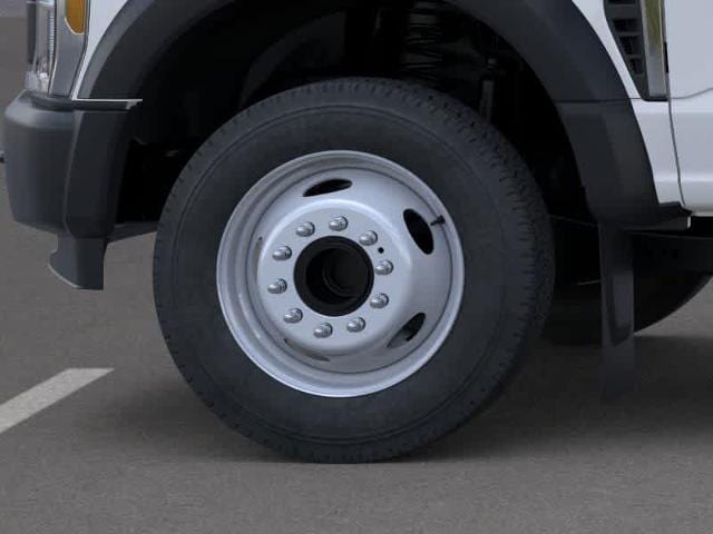 Thumbnail: 2025 Ford F-450 - 41