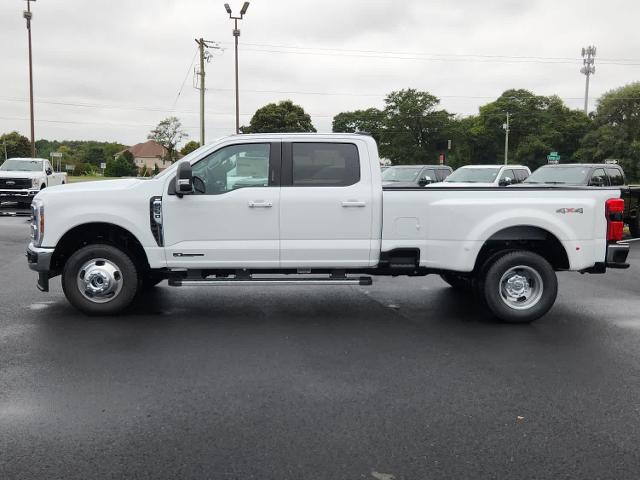 2026 Ford Super Duty F-350 DRW F-350 XLT 4WD Crew Cab 8 Box