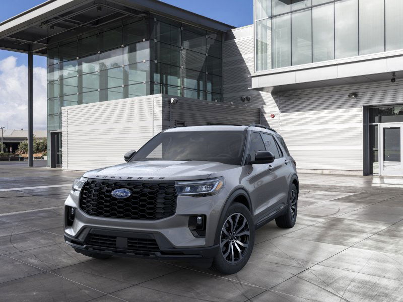 Thumbnail: 2025 Ford Explorer - 2