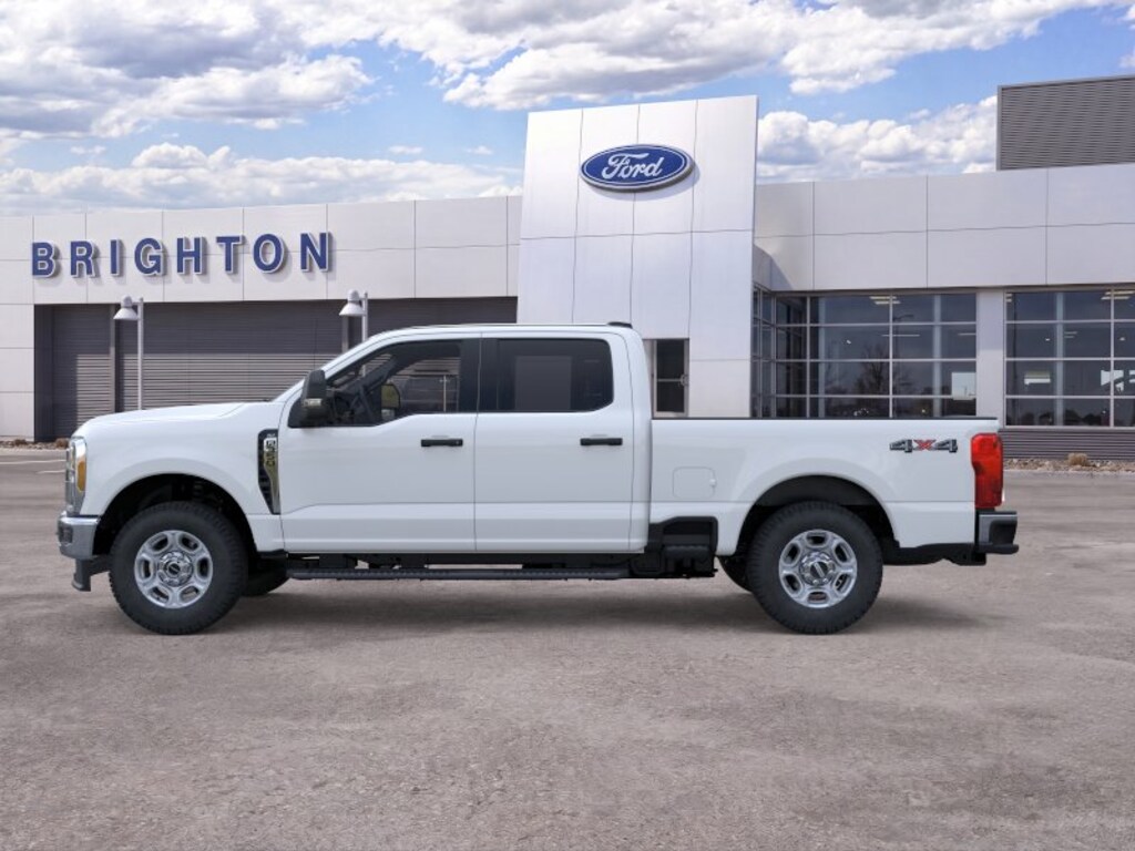 New 2026 Ford F-350SD XLT Truck Crew Cab