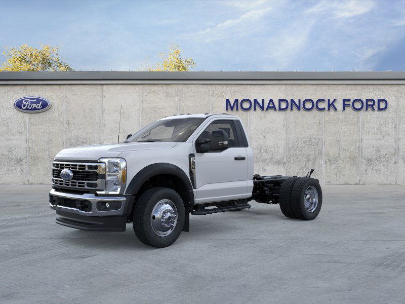 2026 Ford F-550 Super Duty Chassis Cab XL's photo
