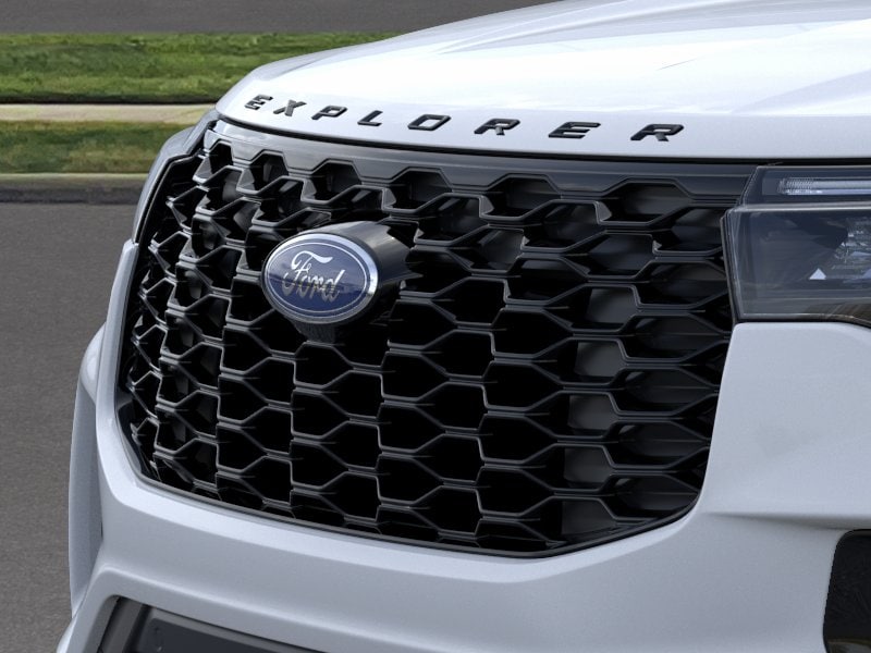 2026 Ford Explorer ST-Line - Photo 29