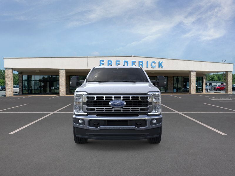 2026 Ford Super Duty F-350 SRW F-350 XL 4WD Crew Cab 179 WB 60 CA