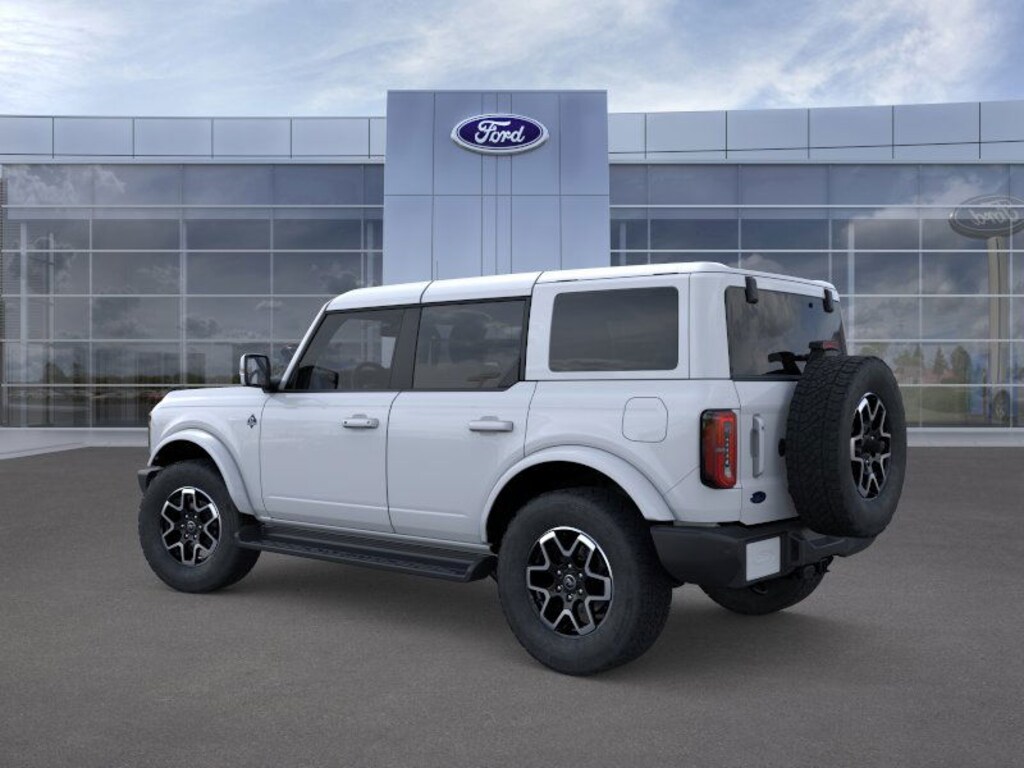 New 2025 Ford Bronco Outer Banks SUV