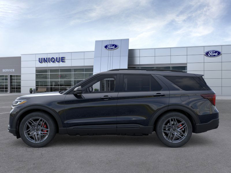 2025 Ford Explorer ST photo 17