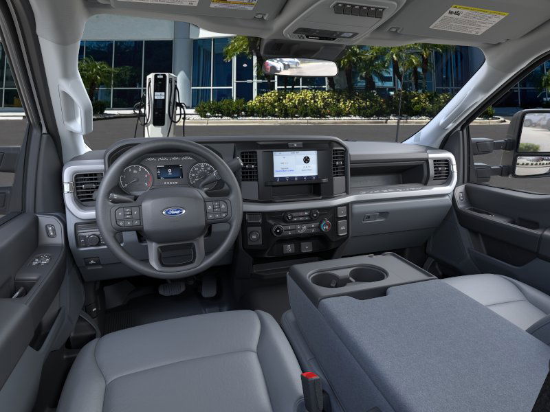 2025 Ford F-250 Super Duty XL - Photo 31