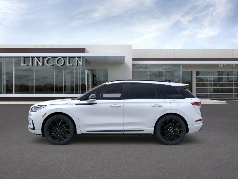 2026 Lincoln Corsair Premiere photo 3