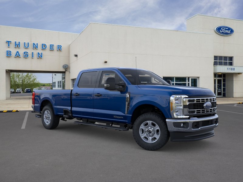2026 Ford F-350 Super Duty XLT - Photo 15