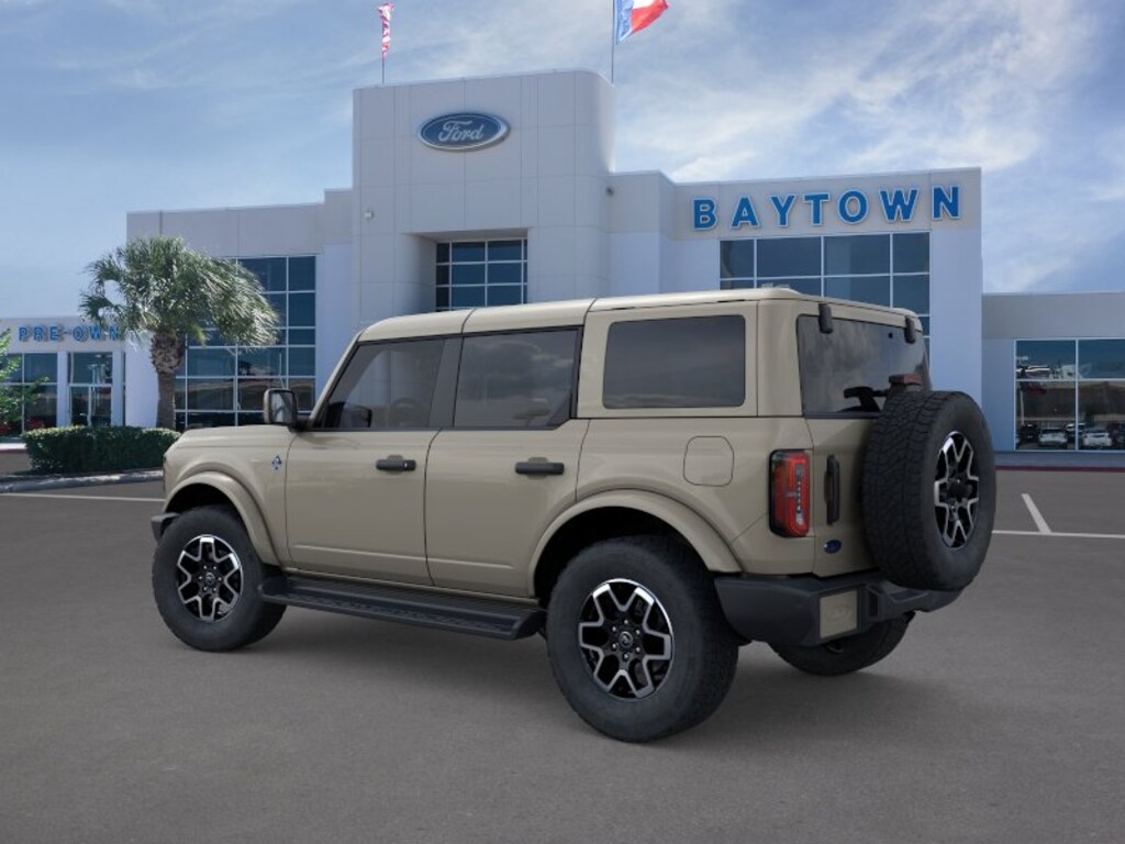 New 2026 Ford Bronco Outer Banks SUV