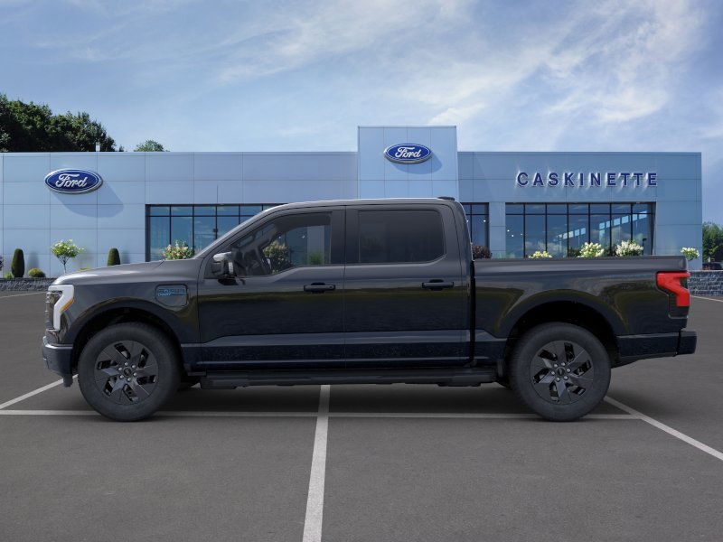 2025 Ford F-150 Lightning Lariat photo 3