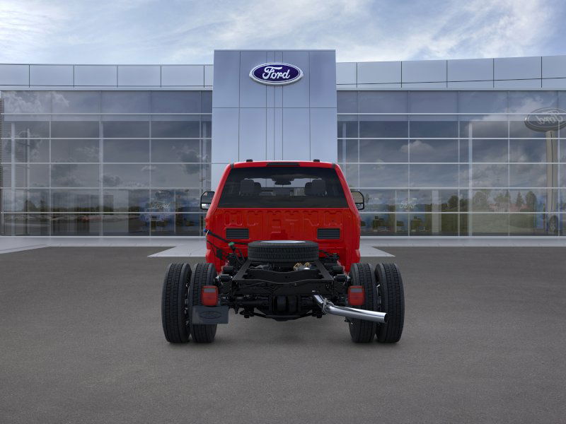 2025 Ford F-450 Super Duty Chassis Cab Lariat - Photo 6