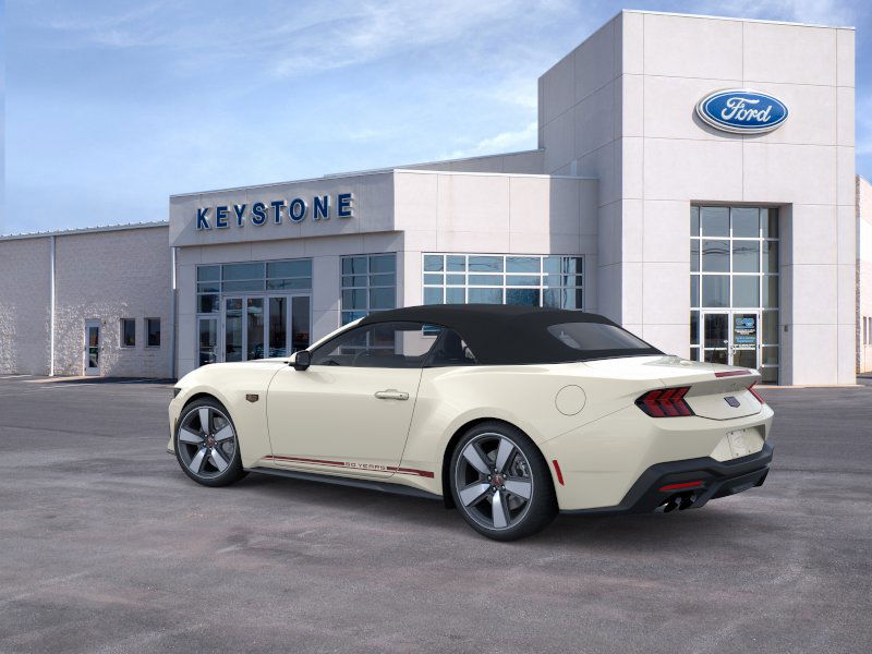 2025 Ford Mustang GT Premium Convertible photo 4