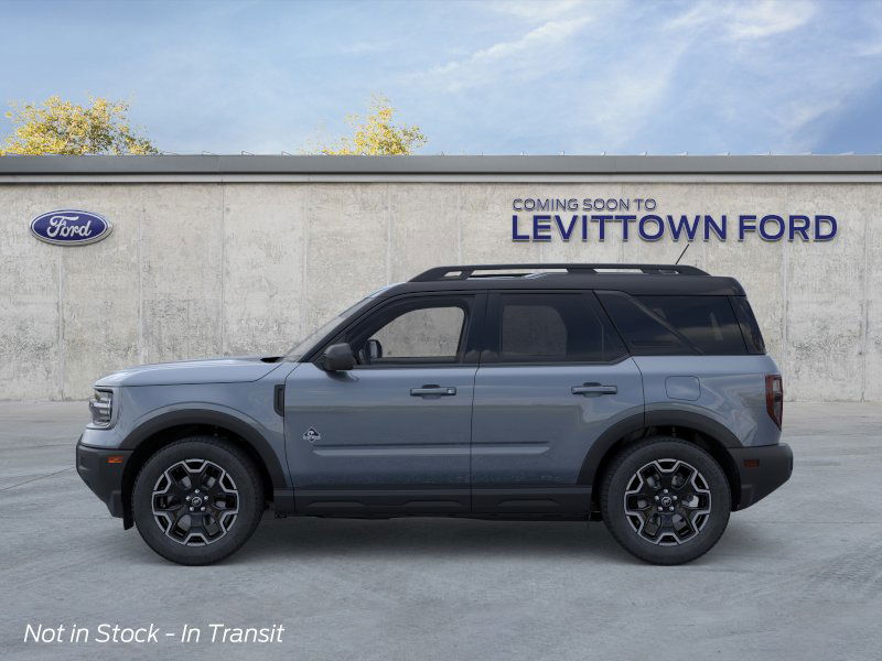 2025 Ford Bronco Sport Outer Banks photo 2