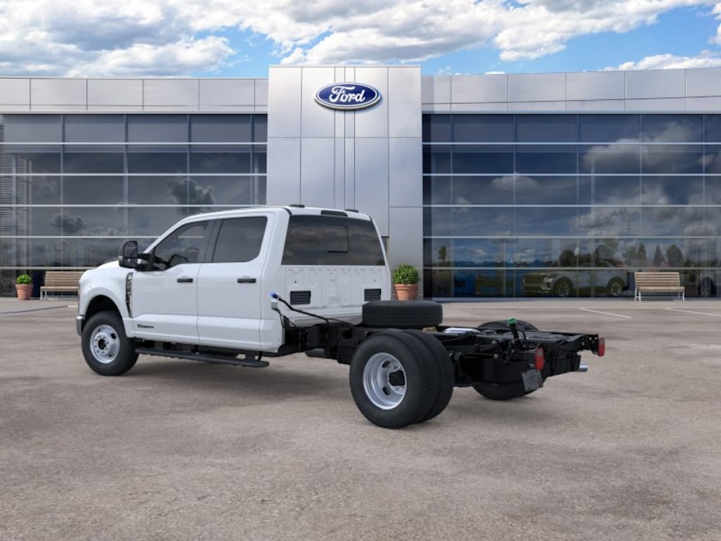 New 2026 Ford F-350 XL Crew Cab
