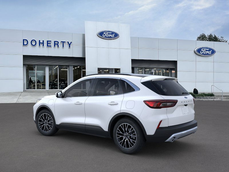 2025 Ford Escape Plug-In Hybrid Titanium photo 4