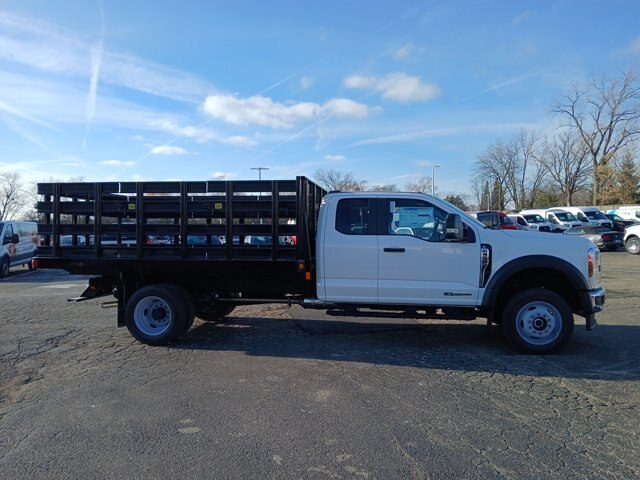 2024 Ford F-450 Super Duty Chassis Cab XL - Photo 27