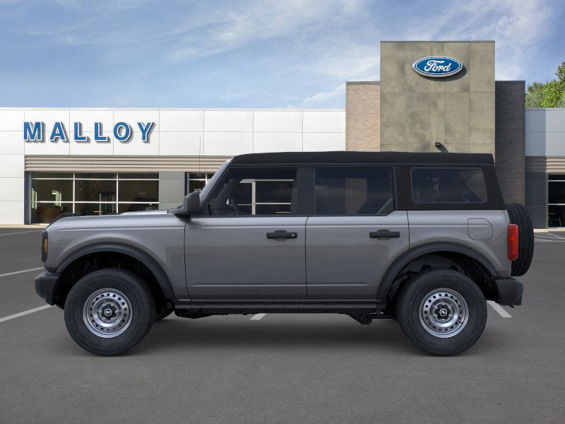 2025 Ford Bronco Base photo 4