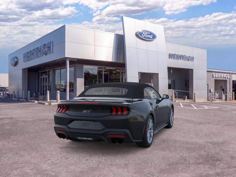 2025 Ford Mustang GT Premium Convertible - Photo 32