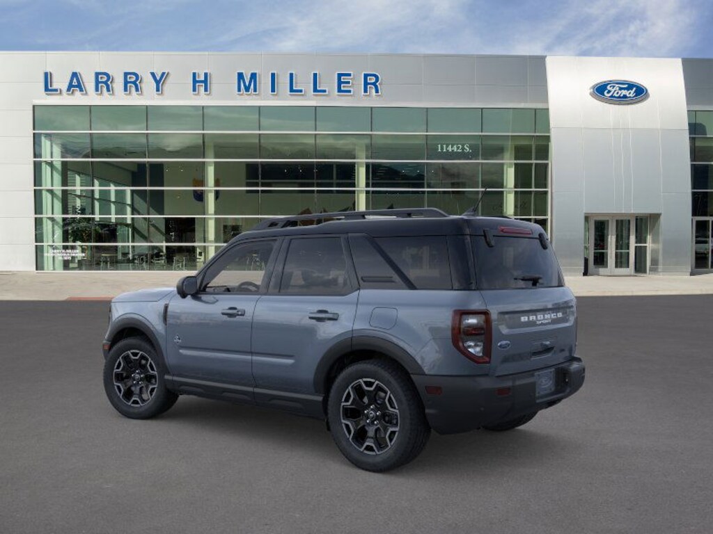 New 2025 Ford Bronco Sport Outer Banks 4x4 I3 Engine