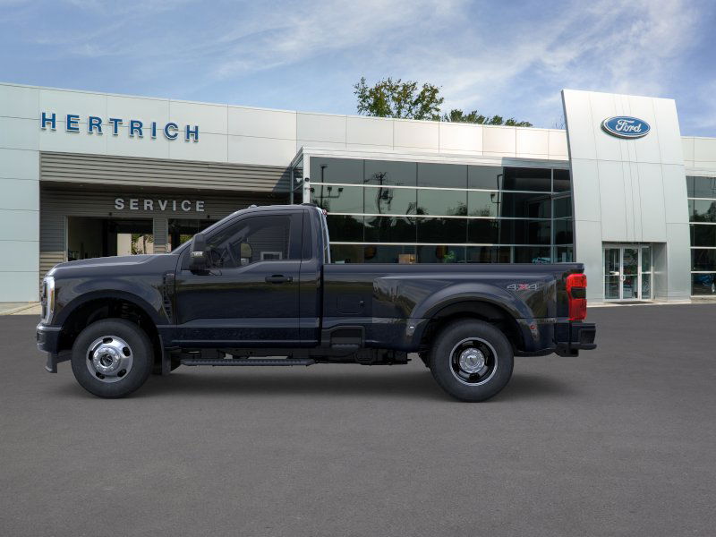 2026 Ford F-350 XL photo 3