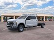  Ford Super Duty F-350 SRW Chassis Cab