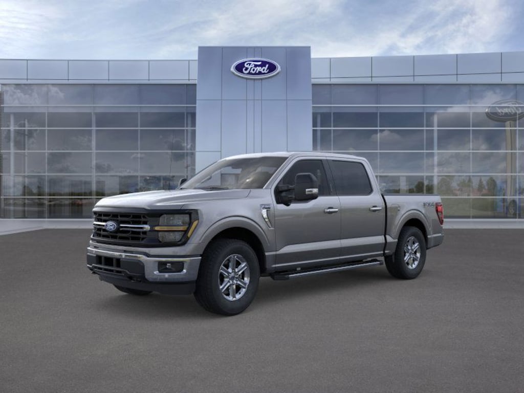New 2024 Ford F-150 XLT Truck SuperCrew Cab