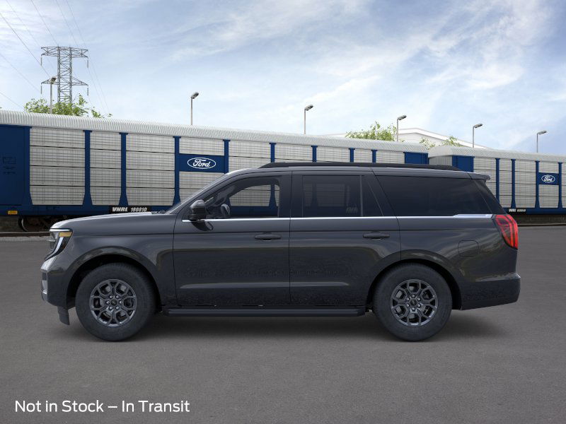 2025 Ford Expedition photo 3