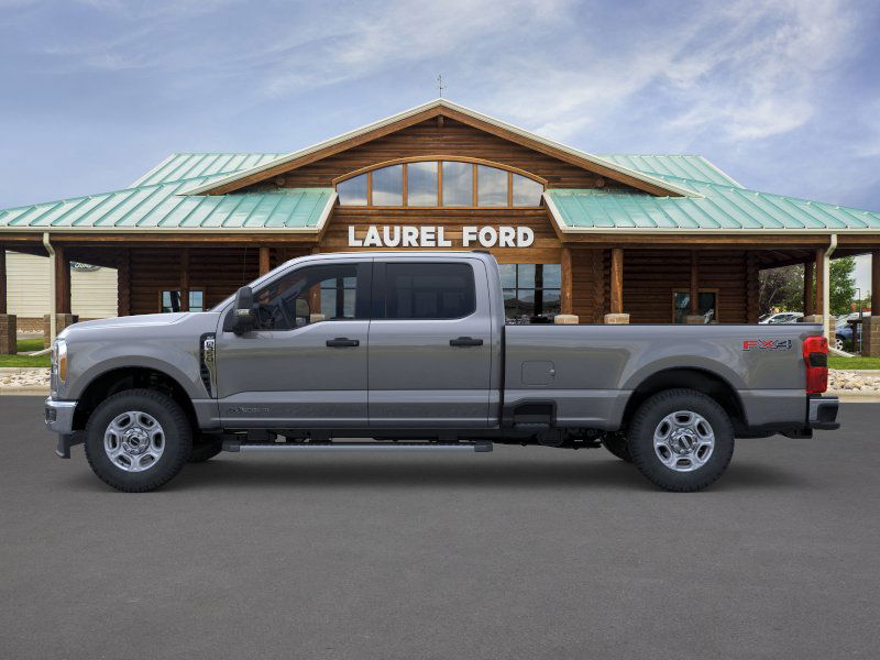 2026 Ford F-350 XLT photo 3