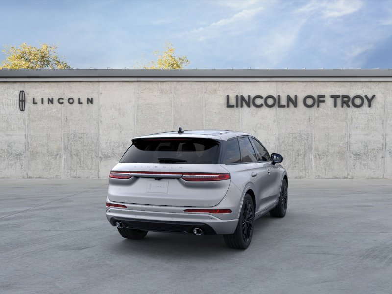 2024 Lincoln Corsair Premiere 8