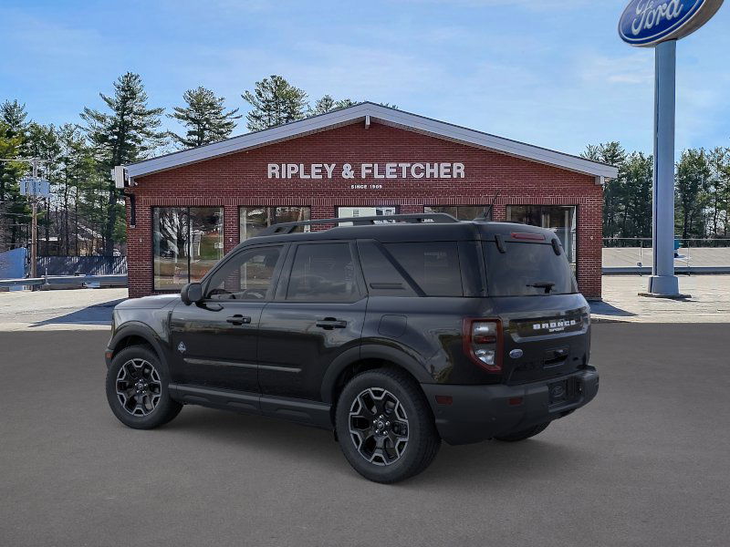 2025 Ford Bronco Sport Outer Banks photo 2