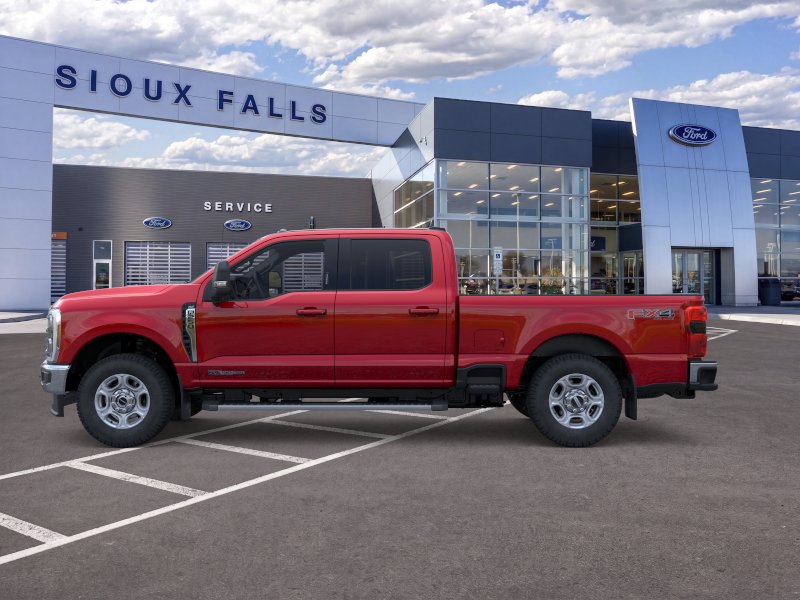 2026 Ford F-250 Super Duty XLT - Photo 3