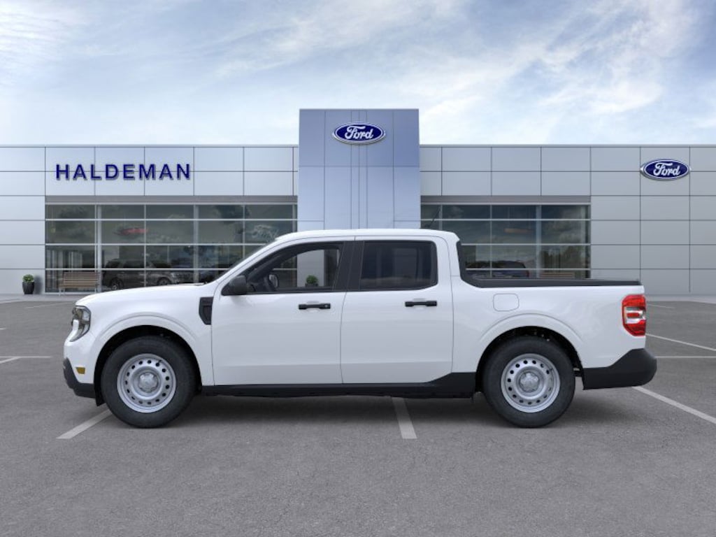 New 2025 Ford Maverick XL Truck