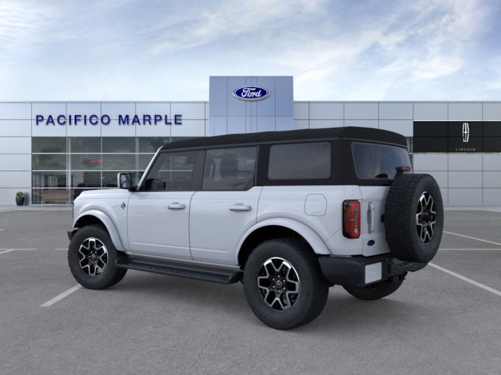 New 2025 Ford Bronco Outer Banks SUV