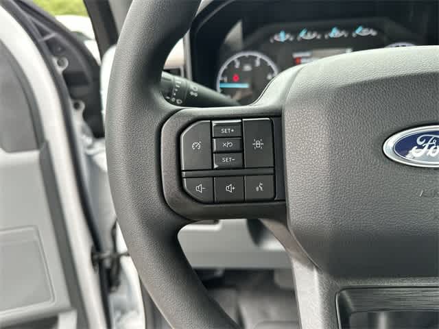 Thumbnail: 2025 Ford  - 34