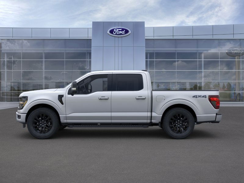 2025 Ford F-150 XLT photo 3