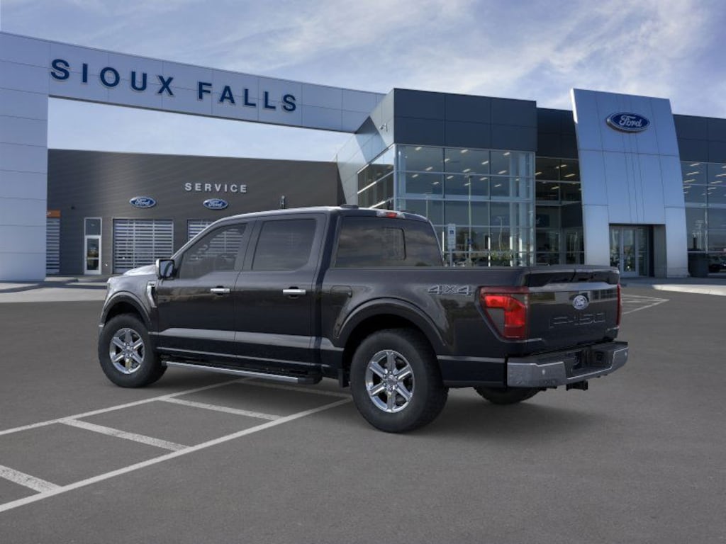 New 2025 Ford F-150 XLT Truck SuperCrew Cab