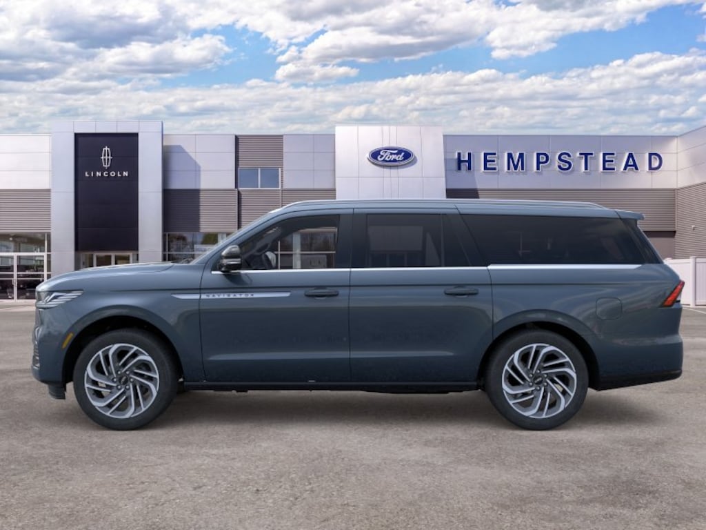 New 2026 Lincoln Navigator L Reserve SUV