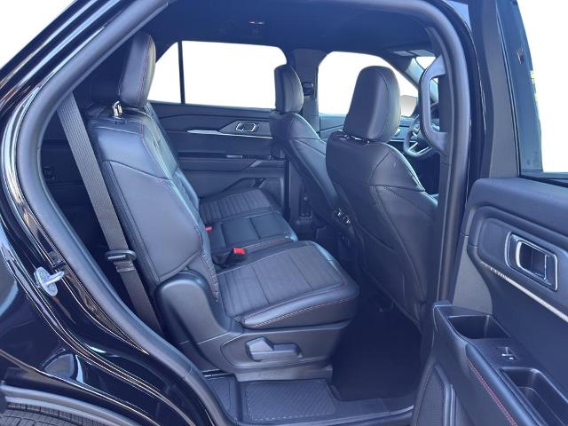 2026 Ford Explorer ST-Line - Photo 29