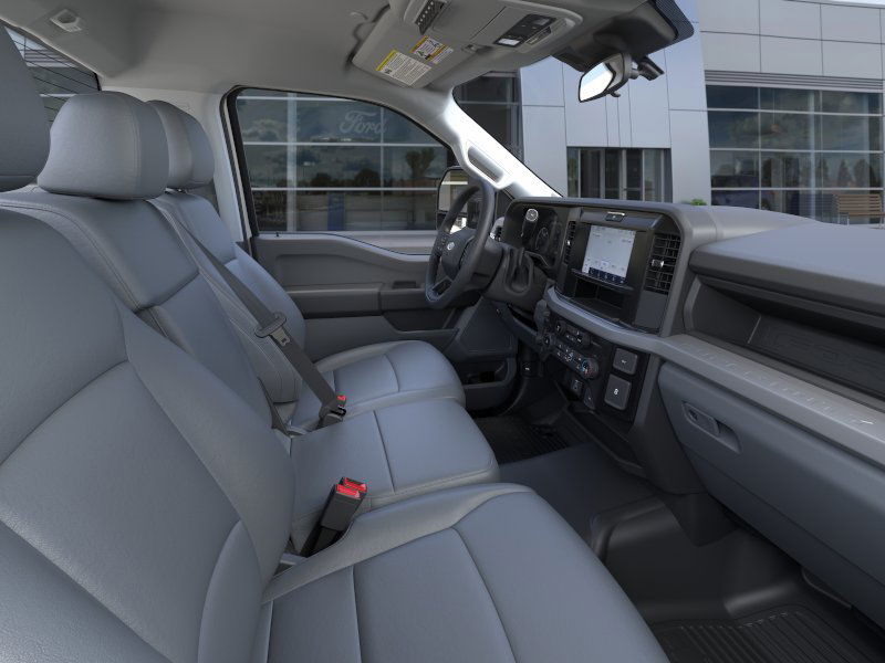2025 Ford F-550 Super Duty Chassis Cab XL - Photo 23