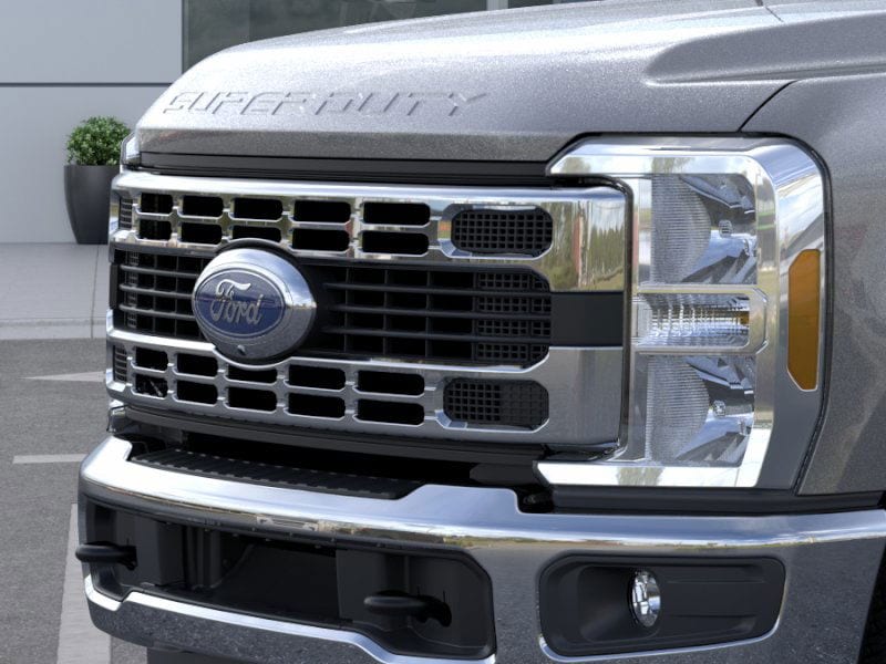 2025 Ford F-350 Super Duty XLT - Photo 17