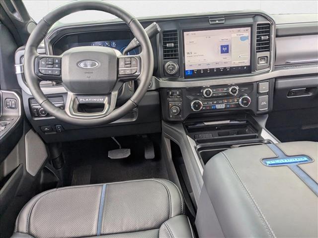 2025 Ford F-250 Platinum photo 13