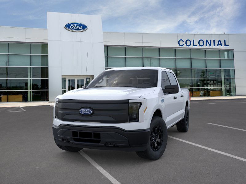 2025 Ford F-150 Lightning photo 2