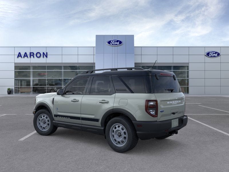 2024 Ford Bronco Sport Outer Banks photo 5
