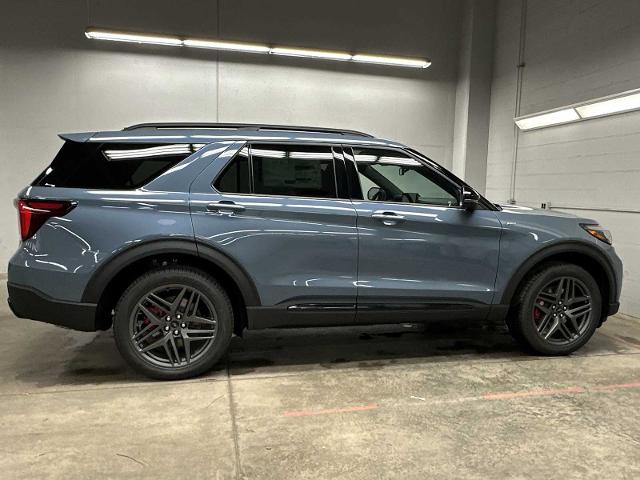 Thumbnail: 2025 Ford Explorer - 40