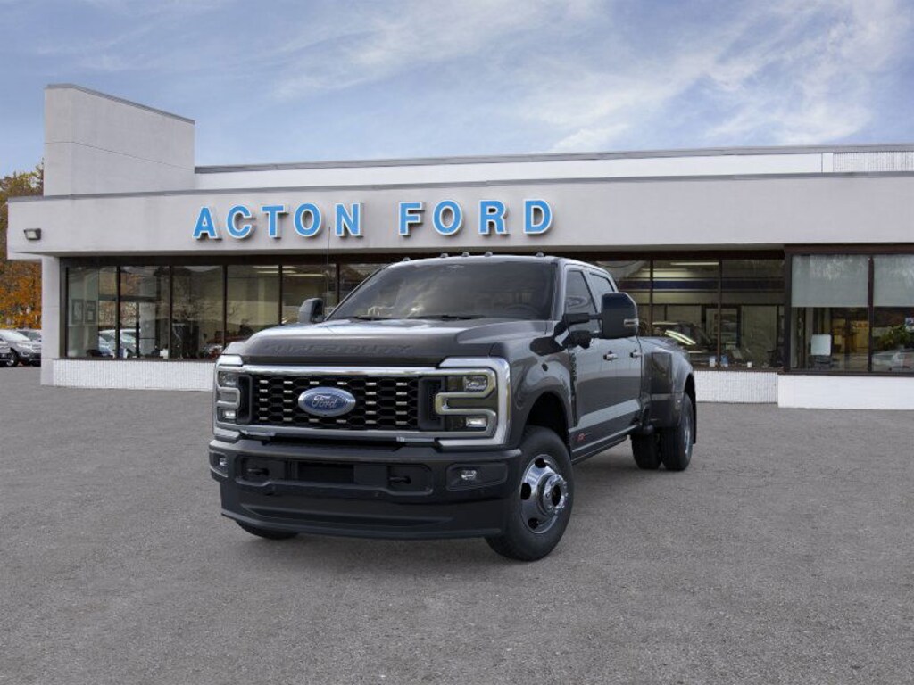 New 2026 Ford Super Duty Platinum Crew Cab Pickup