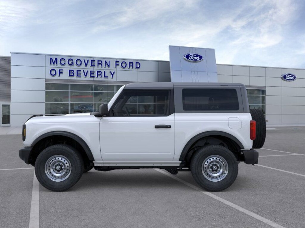 New 2025 Ford Bronco Base SUV