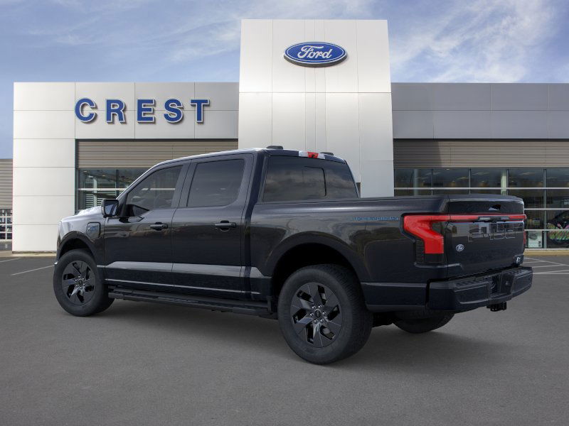2025 Ford F-150 Lightning Lariat photo 3