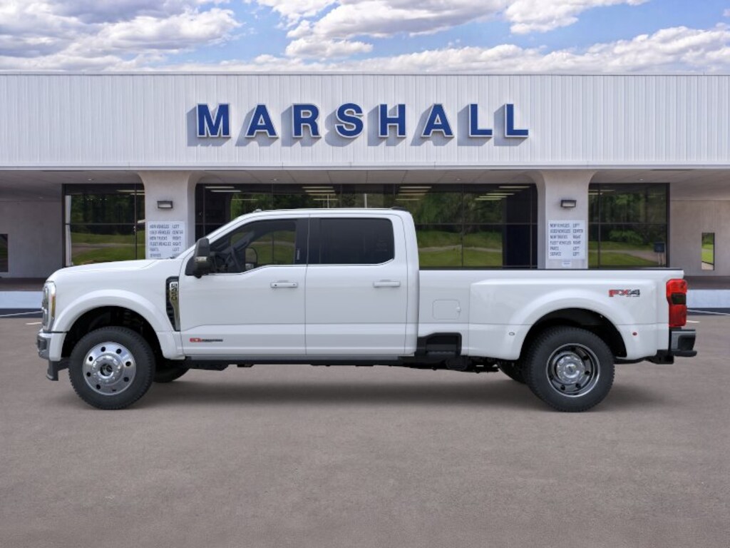 New 2026 Ford F-450 F-450® Lariat® TRUCK