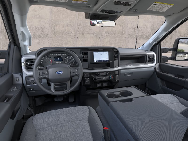 2025 Ford F-350 Super Duty Chassis Cab XL - Photo 9