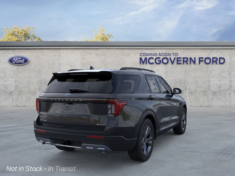 2025 Ford Explorer photo 5